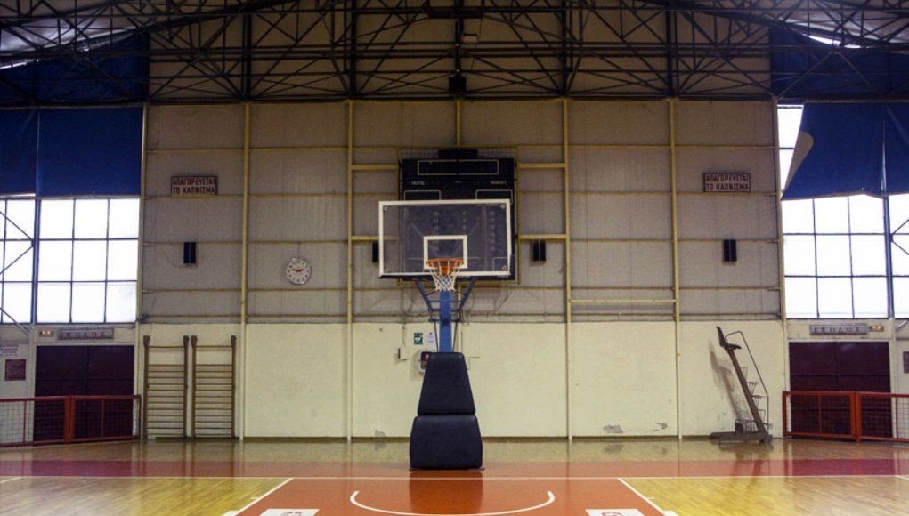 Απολυμαίνονται προληπτικά αθλητικές εγκαταστάσεις