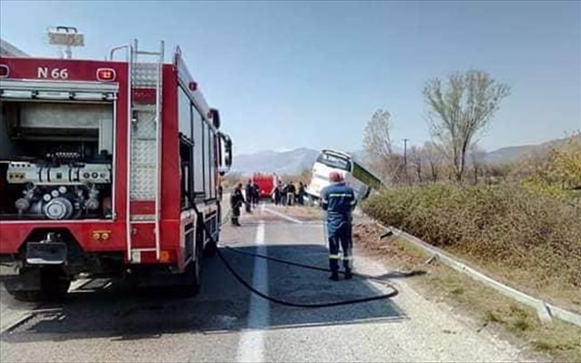 Εκτροπή τουριστικού λεωφορείου στη Ροδόπη