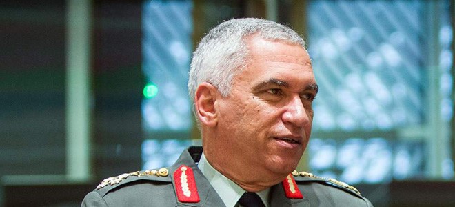 Εγκλημα η υπουργοποίηση Αποστολάκη