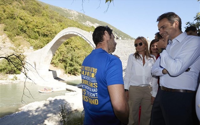 Θαύμα πολιτιστικής κληρονομιάς το γεφύρι της Πλάκας