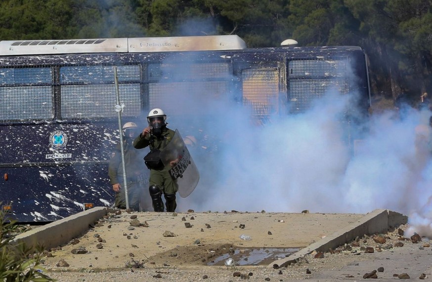 Στο νοσοκομείο με τραύματα από σκάγια δύο αστυνομικοί