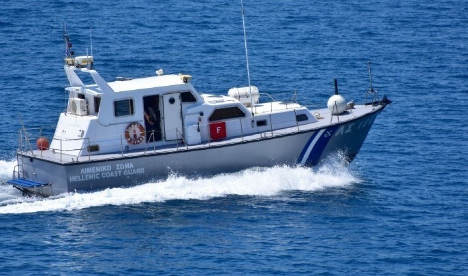 Ναυάγιο με 101 Αφγανούς στην Πάρο