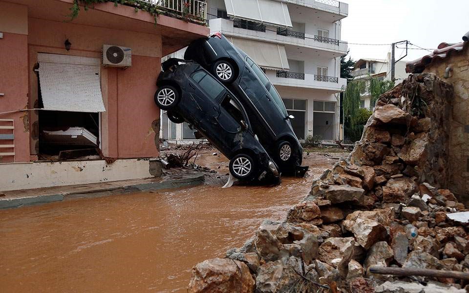 Καταπέλτης το πόρισμα για Δούρου και δήμους