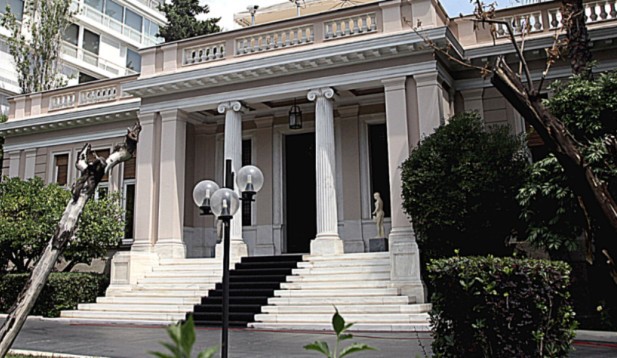 Νέο μίγμα επιδοτήσεων ετοιμάζει η κυβέρνηση