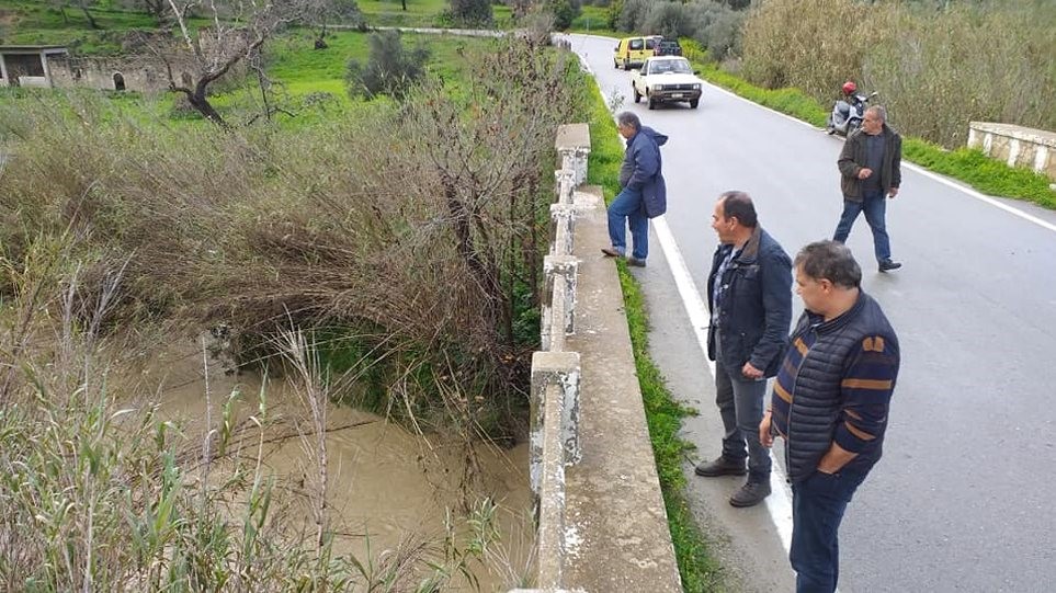 Αγωνία για τους τέσσερις αγνοούμενους