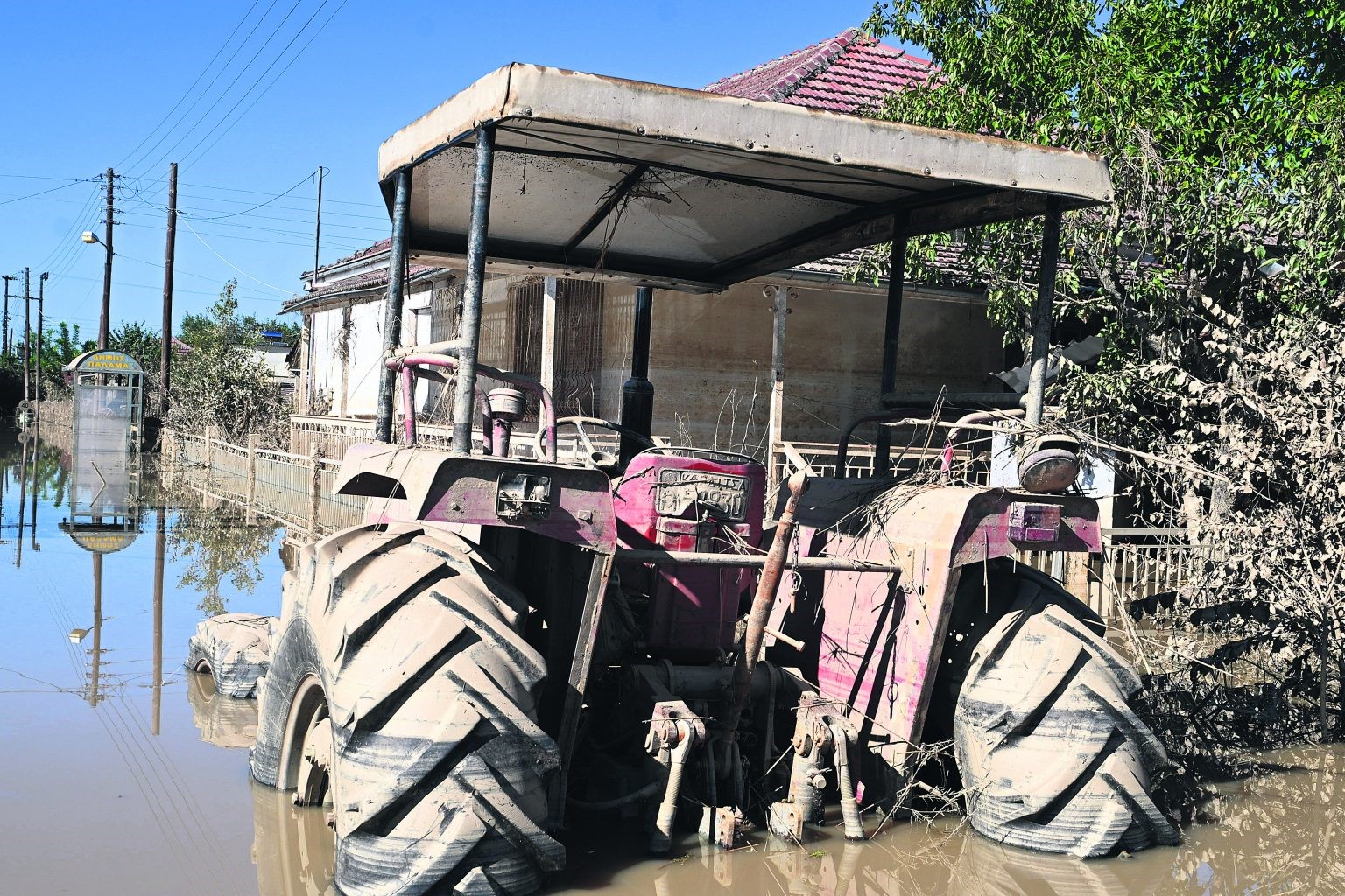 Μετεγκατάσταση ζητούν οι κάτοικοι της Μεταμόρφωσης