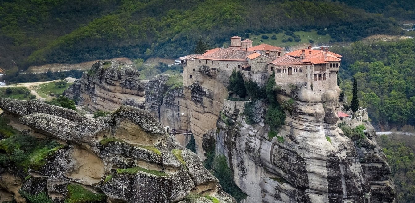 Τεράστιες οι απώλειες στον τουρισμό των Μετεώρων