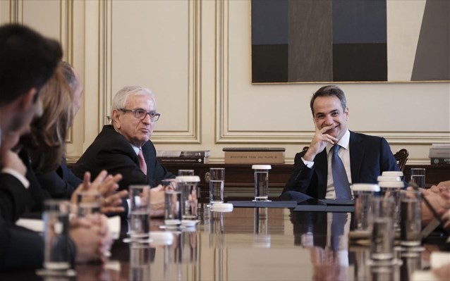 Στηρίζει με 6 εκατ. ευρώ τα δημόσια νοσοκομεία