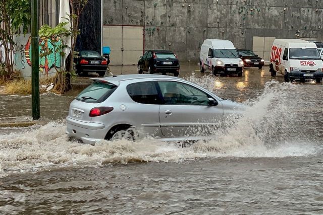 6.000 αυτοκίνητα με ζημιές λόγω πλημμυρών