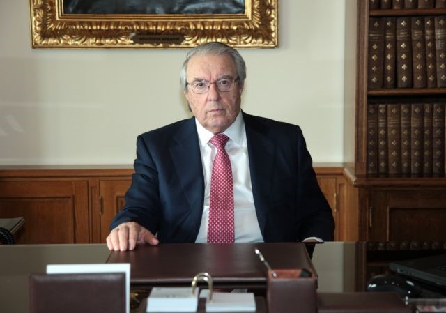 Βουλγαροσερβική η γλώσσα των Σκοπιανών