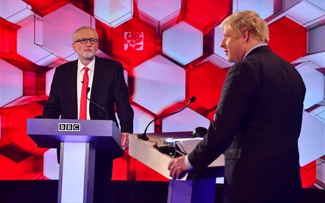 «Κόκκινο τείχος» και Λονδίνο κρίνουν το αποτέλεσμα