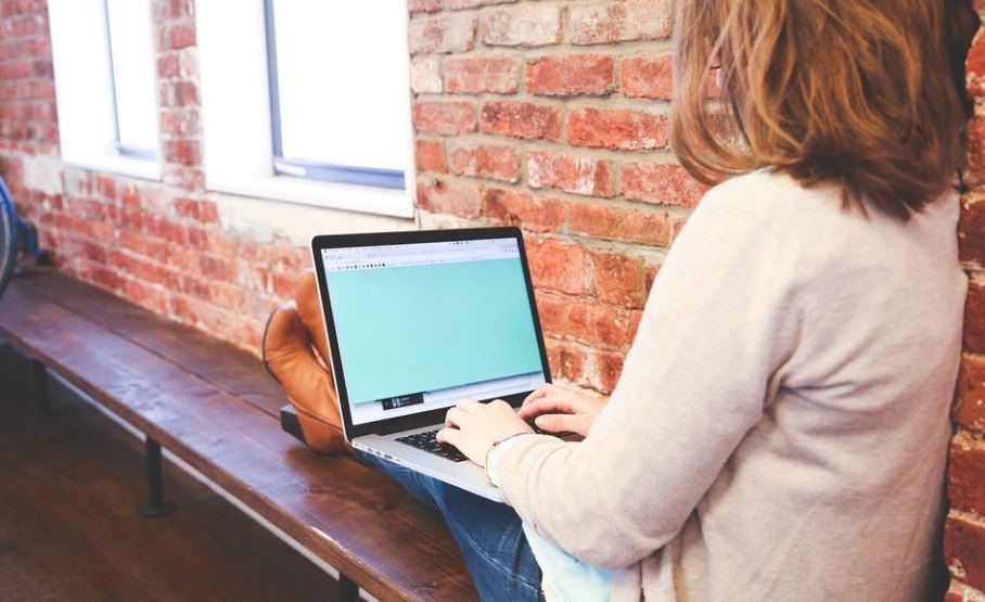 Μάχη επιβίωσης για τους αυτοαπασχολούμενους