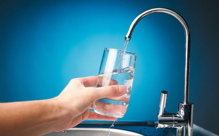 Το νερό ήταν, είναι και θα παραμείνει φυσικό μονοπώλιο