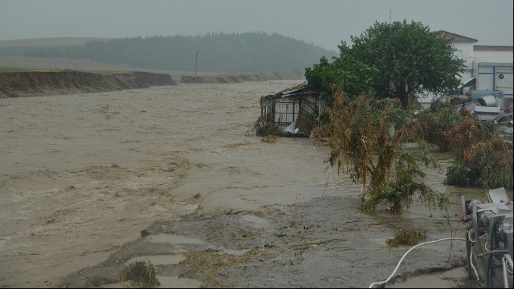 Μήνυμα του 112 για κατολισθητικά φαινόμενα