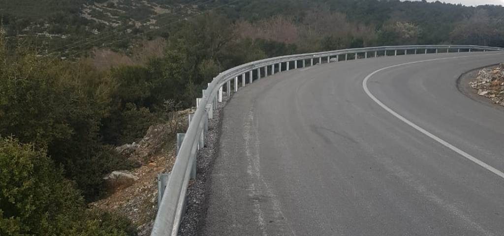 Συντήρηση του οδικού δικτύου στο νομό Μαγνησίας