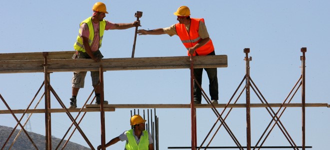 Ανοδικά η οικοδομή τον Απρίλιο