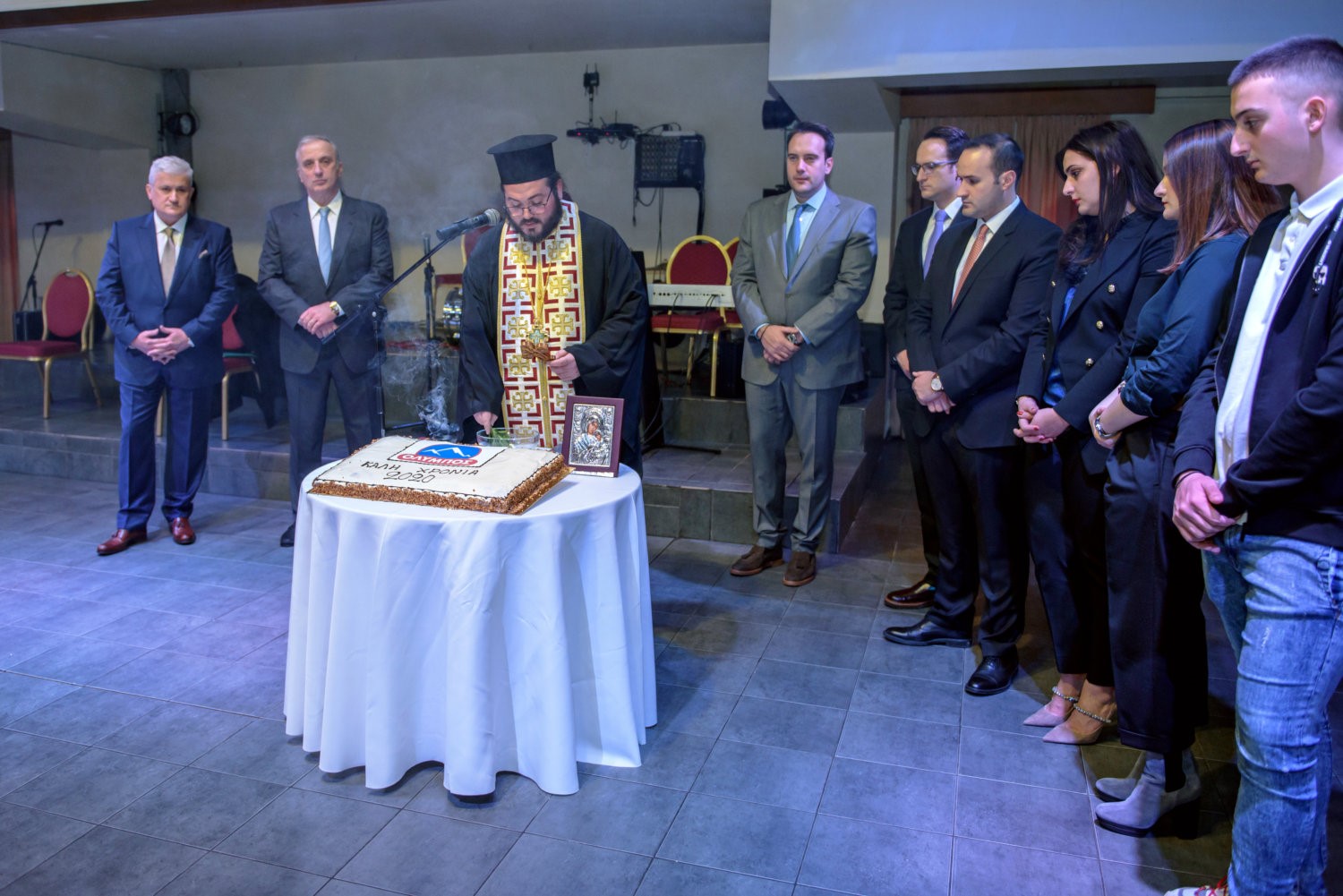 Η ΟΛΥΜΠΟΣ έκοψε την Πρωτοχρονιάτικη πίτα της