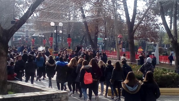 14.000 μαθητές διαφημίζουν το Πάρκο των Ευχών