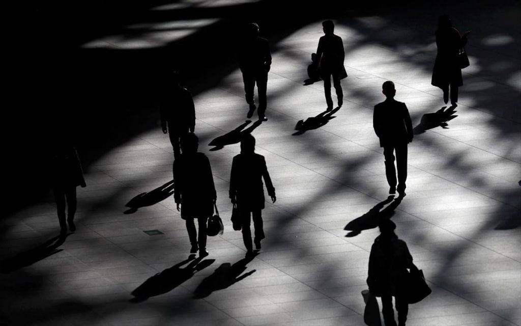 Κίνδυνος για απολύσεις λόγω χαμηλού τζίρου