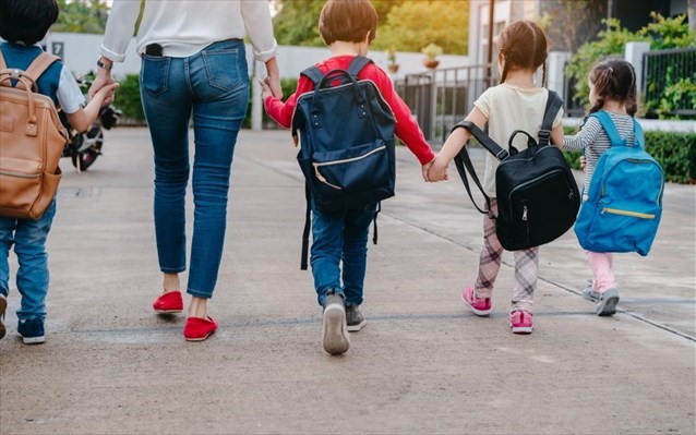 Στην τελική ευθεία για το επίδομα παιδιού