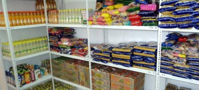 Μαθητές πρόσφεραν τρόφιμα στο Κοινωνικό Παντοπωλείο