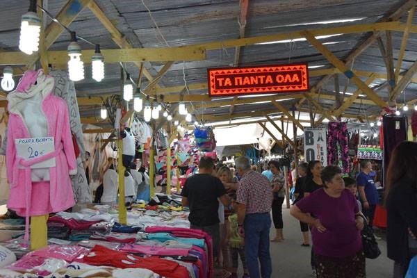 Ανοίγει τη Δευτέρα με τη συναυλία του Δημήτρη Μπάση