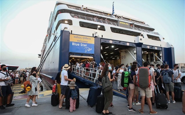Εντατικοί κορωνο-έλεγχοι στα λιμάνια