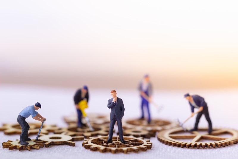 Η Ελλάδα ουραγός στην απασχόληση