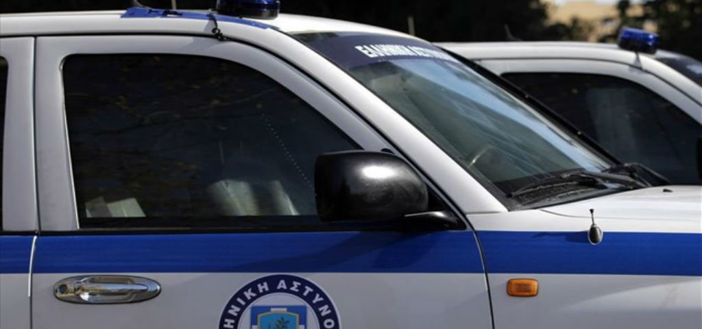 Γυναίκα προσπάθησε να αυτοκτονήσει με μαχαίρι