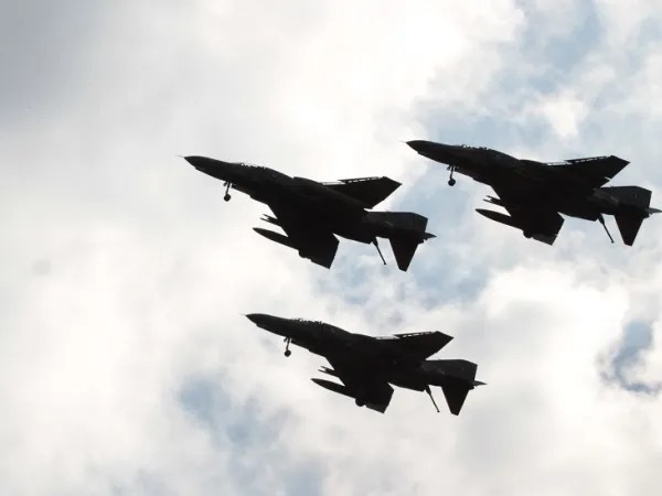 Έπεσε μαχητικό F-4 στη θάλασσα νότια της Ανδραβίδας