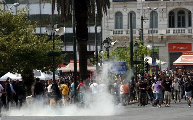 Προς απόσυρση τα ληγμένα δακρυγόνα