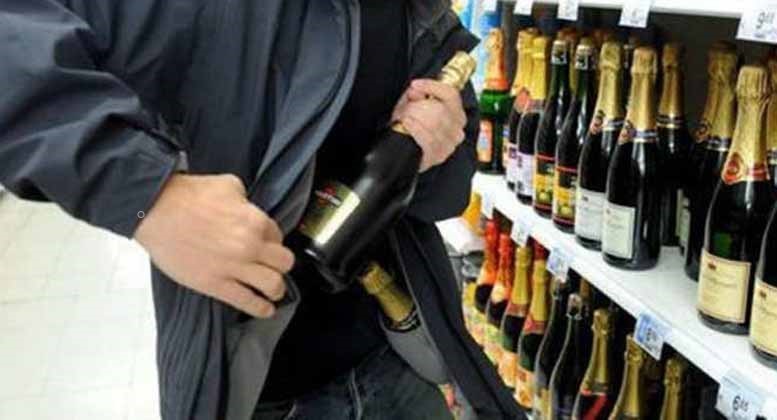 Συνελήφθη για κλοπές ποτών από σούπερ μάρκετ