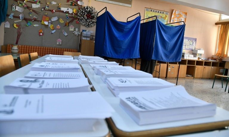 Τα ψηφοδέλτια των 25 κομμάτων στη Λάρισα