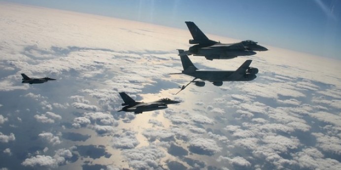 Προσγείωση... Αμερικανών στην 111 Πτέρυγα Μάχης