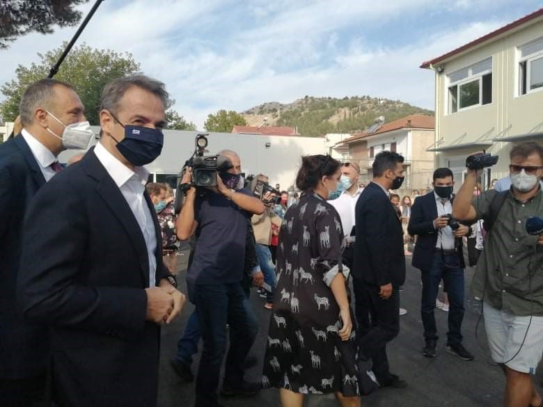 Στα εγκαίνια του νέου δημοτικού σχολείου Δαμασίου