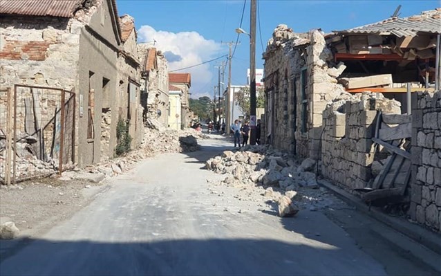 Η Σάμος μετράει τις πληγές της
