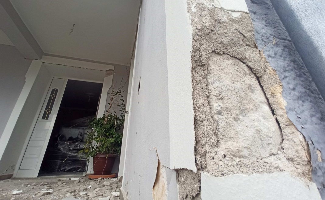 Zάρκο Τρικάλων: 22 οικογένειες παραμένουν σε κοντέινερ