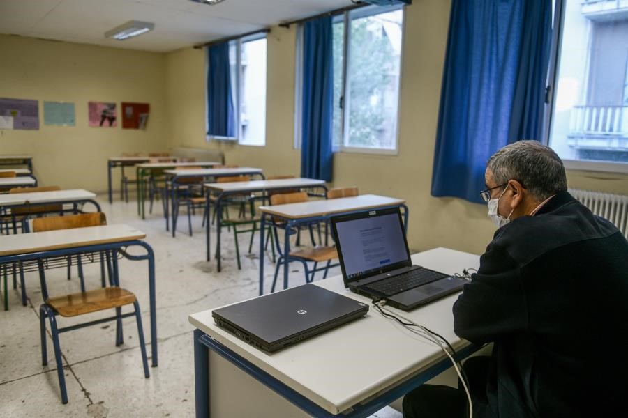 "Όχι" προς το παρόν στην υποχρεωτικότητα