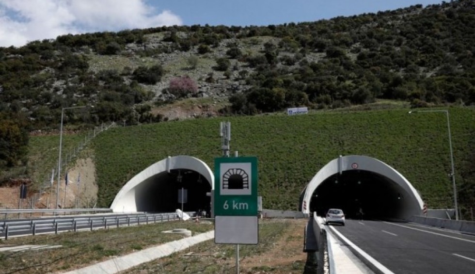 Κλείνουν οι σήραγγες των Τεμπών λόγω εργασιών