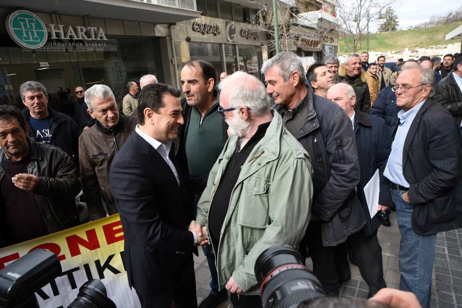 "Θα συζητήσουμε με όλους τους αγρότες"