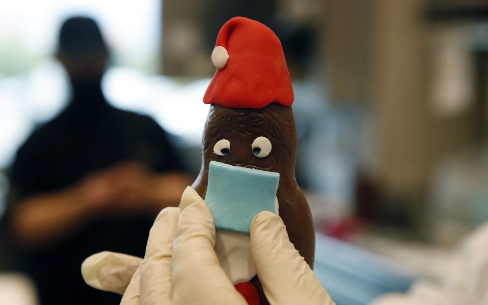 Ανοίγουν σήμερα 110 εποχικά καταστήματα