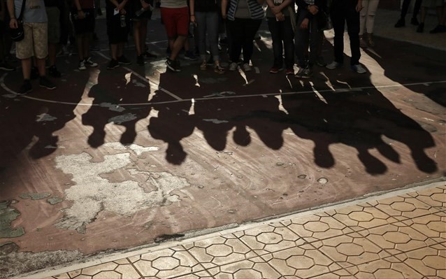 Αντισυνταγματική η αναγραφή θρησκεύματος στα απολυτήρια