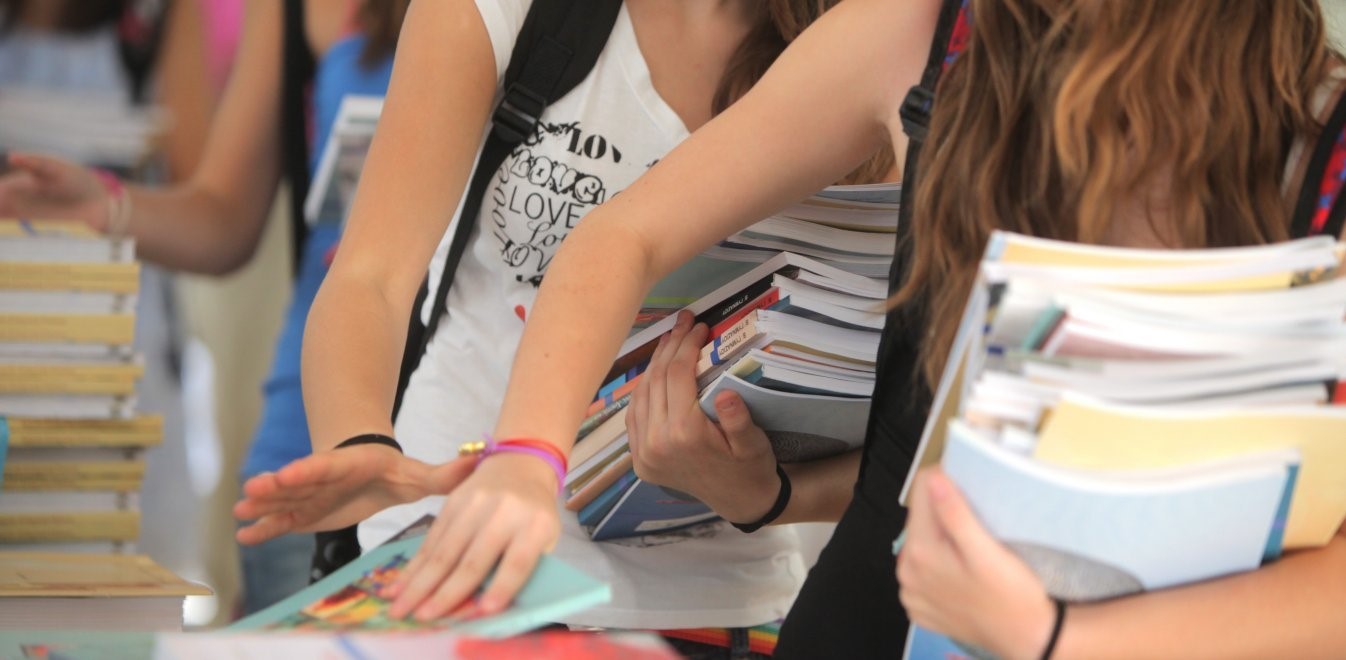 Στα ύψη το κόστος των σχολικών ειδών