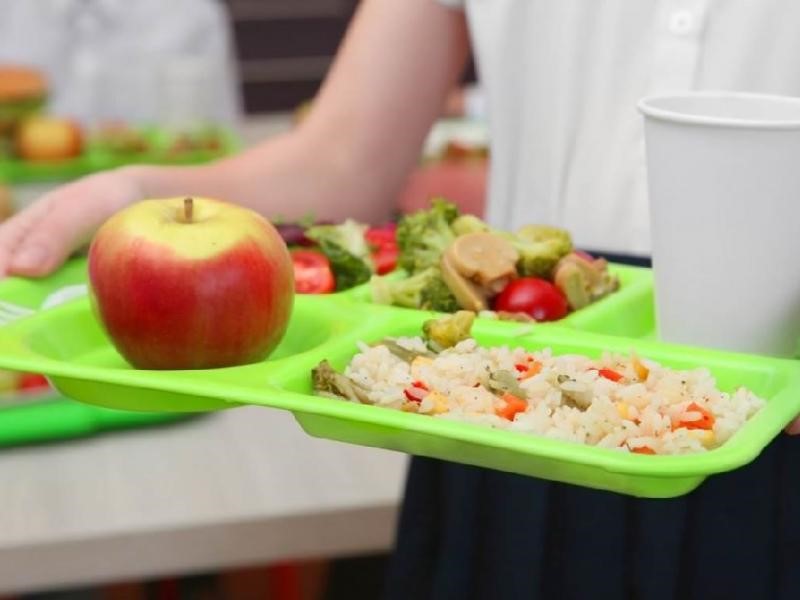Πάνω από 3.300 μαθητές για τα σχολικά γεύματα