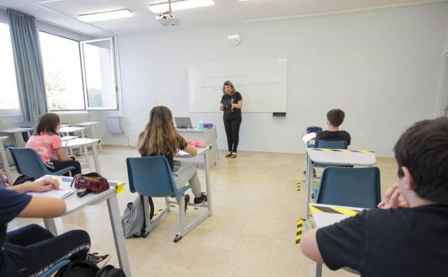 Διχασμένοι οι επιστήμονες για το άνοιγμα των δημοτικών