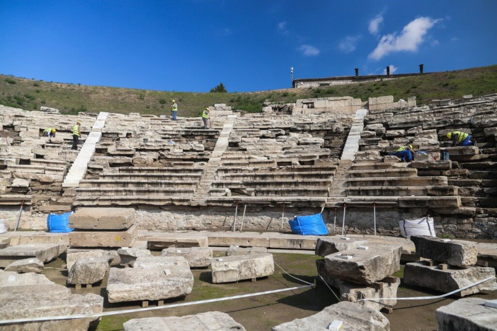 Αρχαίο Θέατρο Λάρισας: Προχωρούν τα έργα αποκατάστασης