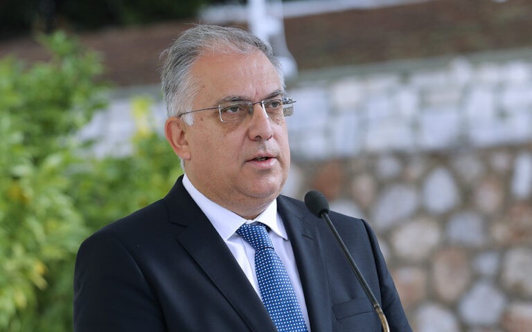 Τέλος σε ένα ακόμη "άβατο"