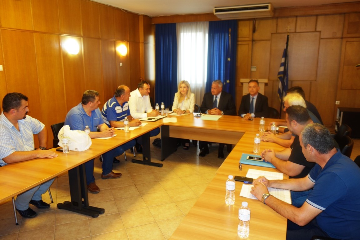 Oι παράνομες ελληνοποιήσεις στο επίκεντρο της συνάντησης