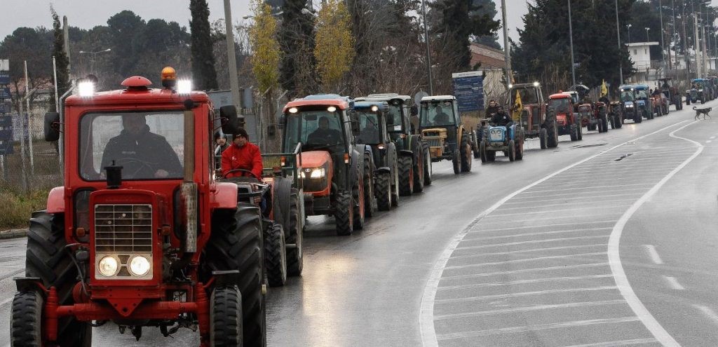 Οι αγρότες κλείνουν σήμερα τον κόμβο Καρδίτσας 