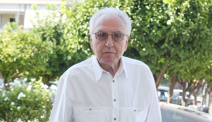 Πέθανε ο ηθοποιός Τρύφωνας Καρατζάς